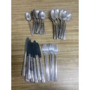 Vintage 36 Piece Set Wm Rogers Sectional Star Eagle Pattern Silverplate Flatware